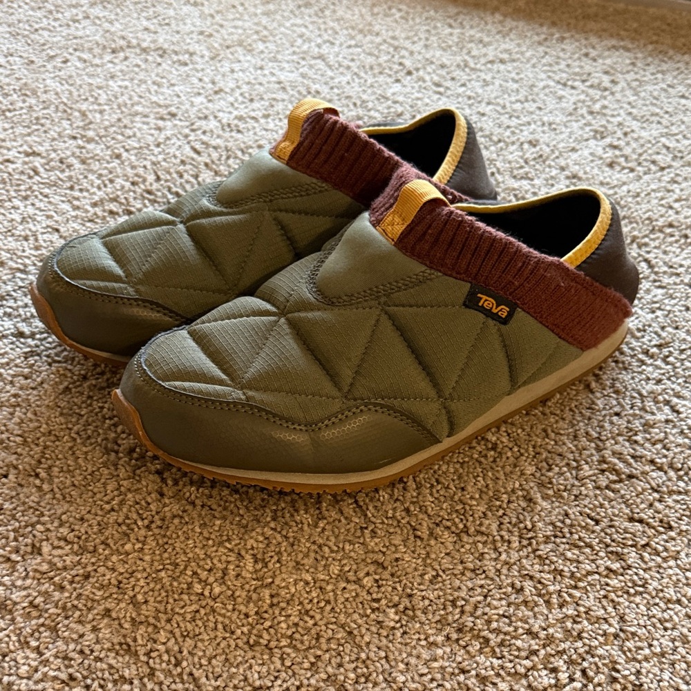 Teva Ember Slippers